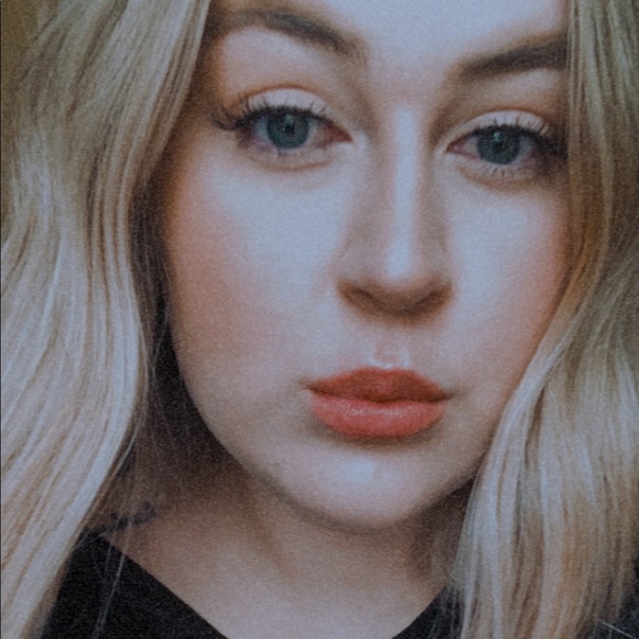 Meet your Posher, Devin - Picture 1 of 1